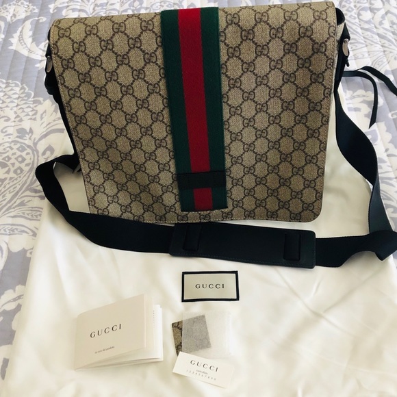 Gucci supreme - Picture 1 of 8